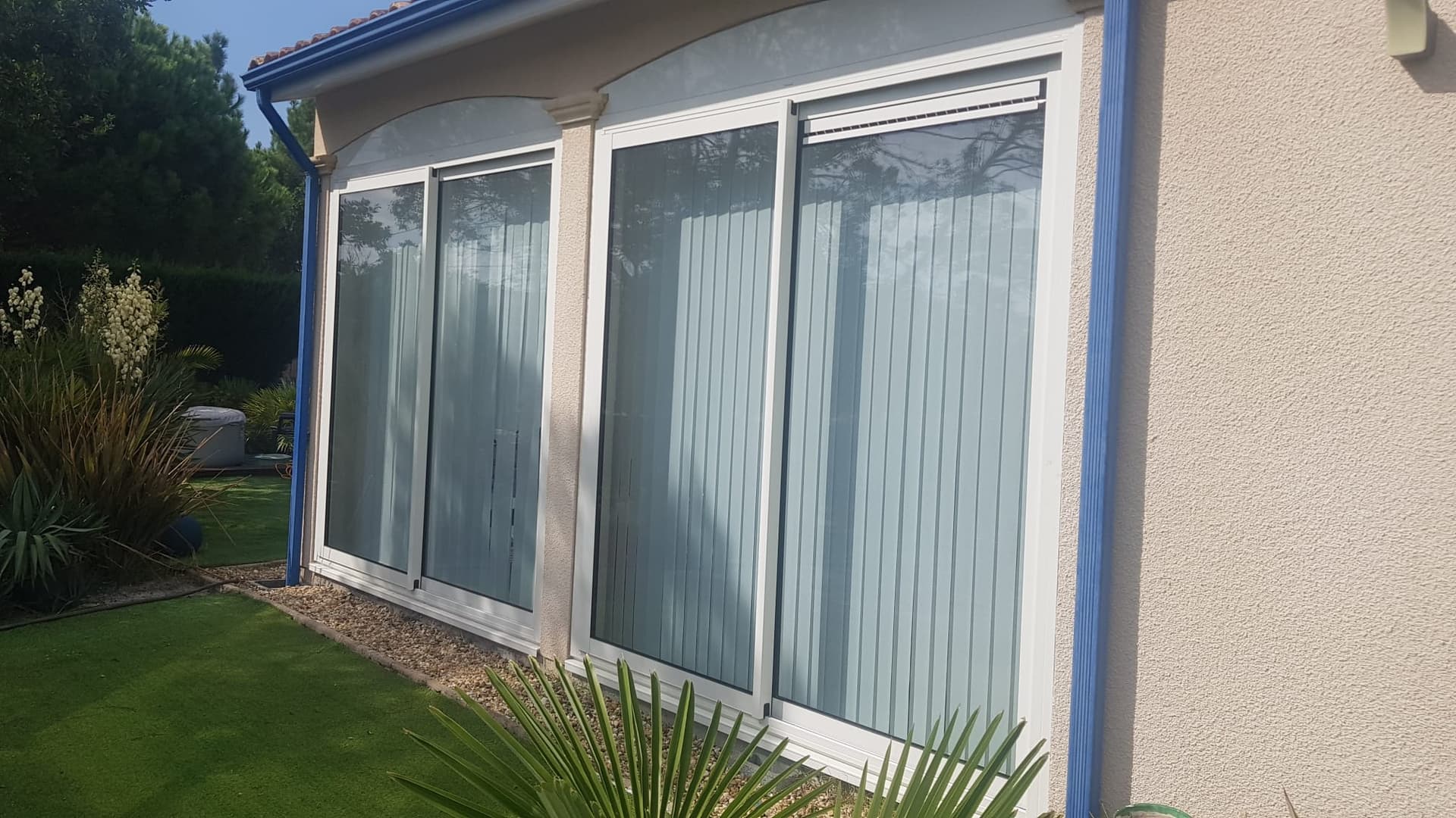 Réalisation Baie pivotante ALU slim